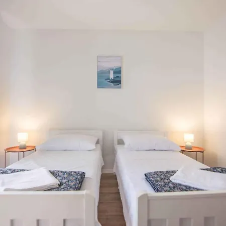 In - Biograd Riviera 43104 Daire *