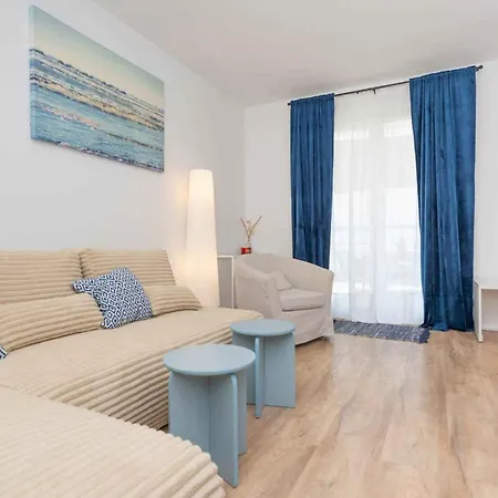 In - Biograd Riviera 43104 شقة *