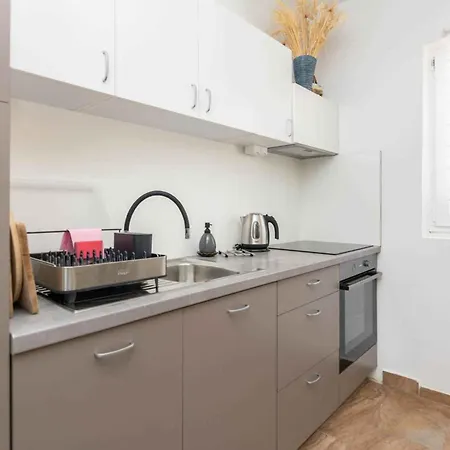 In - Biograd Riviera 43104 شقة *
