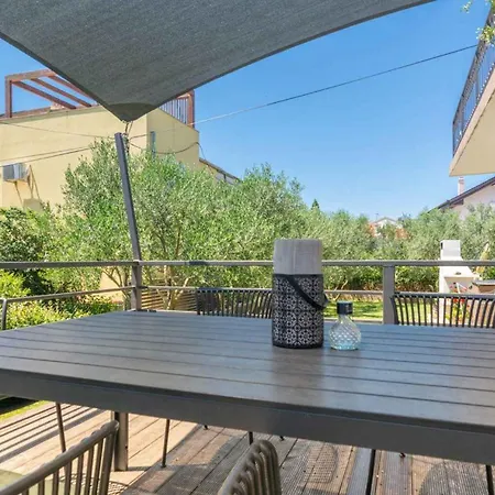 In - Biograd Riviera 43104 شقة بيوغْغاد نا موغو